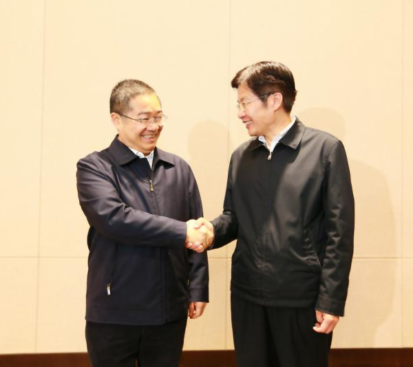 10.全國政協(xié)副主席，全國工商聯(lián)主席高云龍親切會見林印孫總裁.jpg